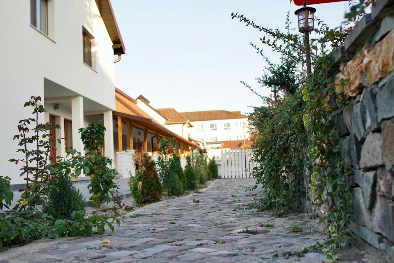 Pensiunea Rustic Hunedoara Extérieur photo