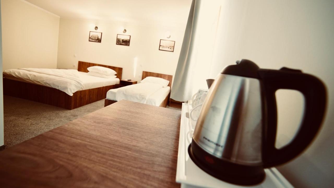 Pensiunea Rustic Hunedoara Extérieur photo